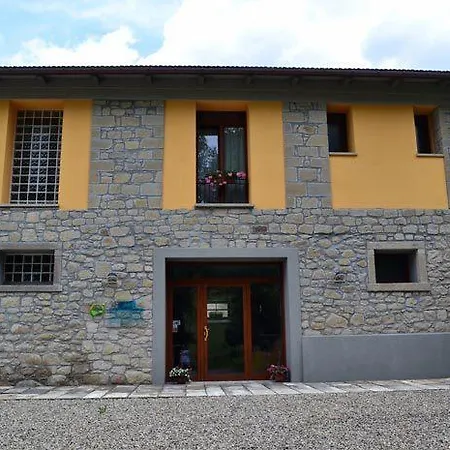 I Fondacci Farm stay *